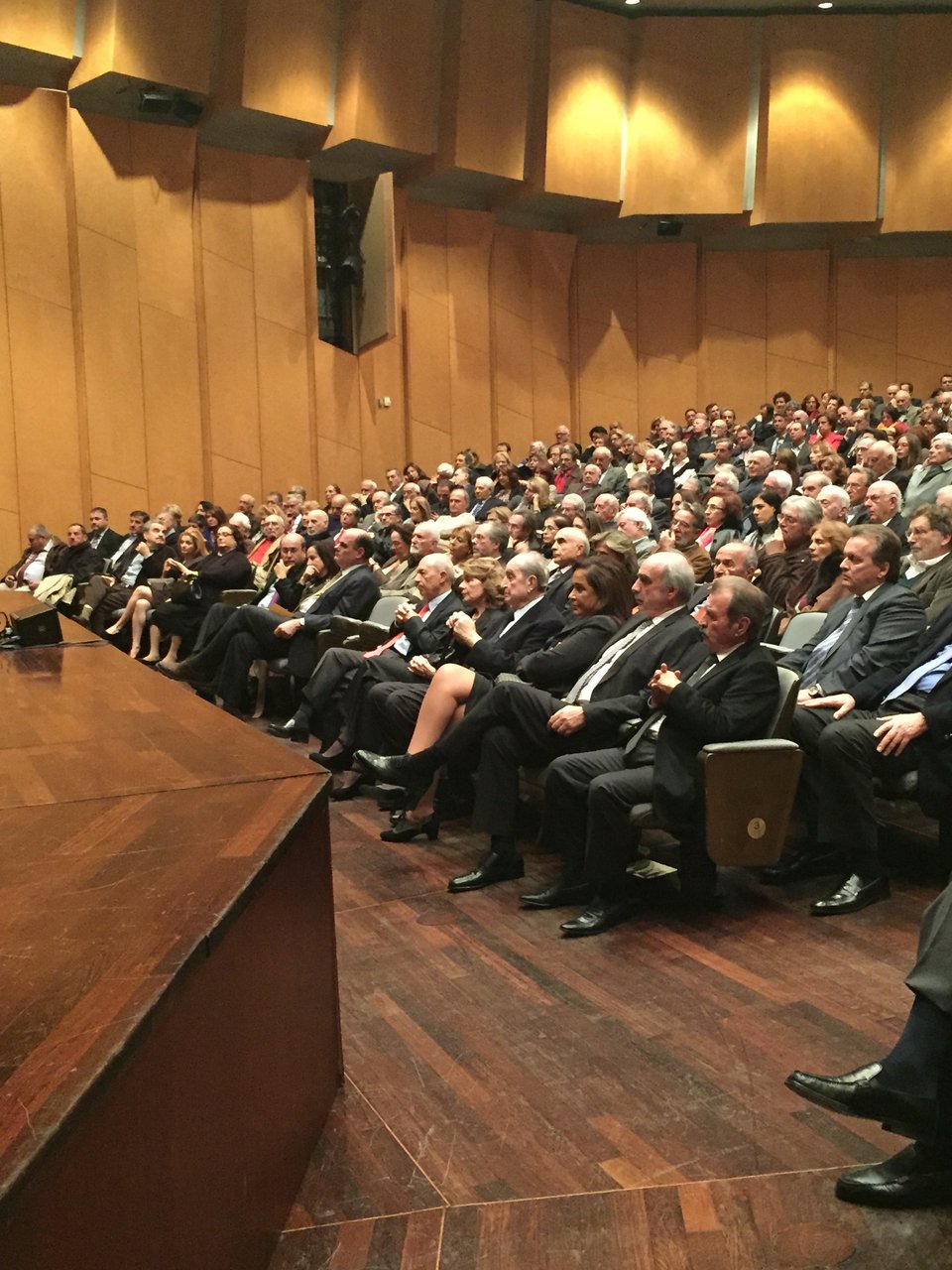 Σημίτης-Κωνσταντίνος Μητσοτάκης δίπλα δίπλα σε παρουσίαση βιβλίου [εικόνες] | iefimerida.gr 5