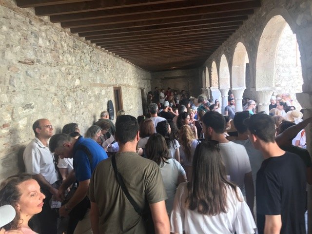 H Αρχιεπισκοπή Αθηνών αρωγός στην ξενάγηση Αθηναίων στην παλαιότερη γειτονιά της Αθήνας | iefimerida.gr 1