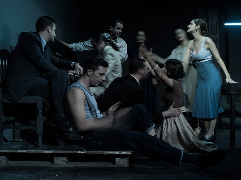 Μια άλλη Στέλλα, «Η Στέλλα Με Τα Κόκκινα Γάντια» [εικόνες] | iefimerida.gr 0