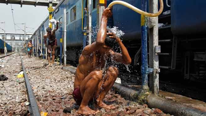 190 εκατομμύρια άνθρωποι παλεύουν να επιβιώσουν στους 47 βαθμούς Κελσίου [εικόνες] | iefimerida.gr 4