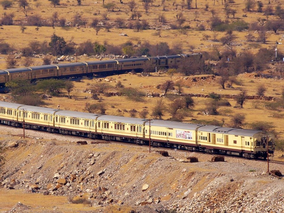 Στις ράγες της χλιδής -Ταξιδεύοντας με πεντάστερα τρένα [εικόνες] | iefimerida.gr 10