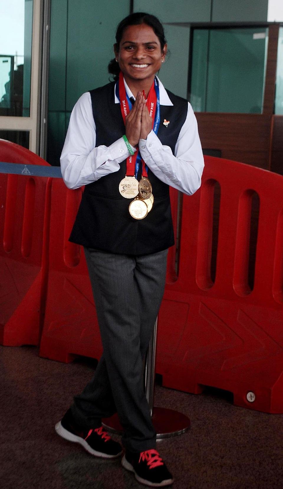 Η Ινδή σπρίντερ που προσπαθεί να αποδείξει ότι είναι κορίτσι -Η μάχη που δίνει η 18χρονη [εικόνες] | iefimerida.gr 2