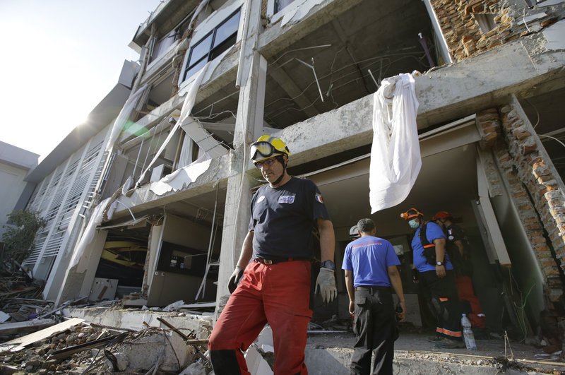 Συνεχίζονται οι έρευνες για τους αγνοούμενους