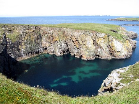 Το νησί που βγαίνει στο σφυρί και κοστίζει λιγότερο και από ένα διαμέρισμα στην Αθήνα [εικόνες] | iefimerida.gr 9