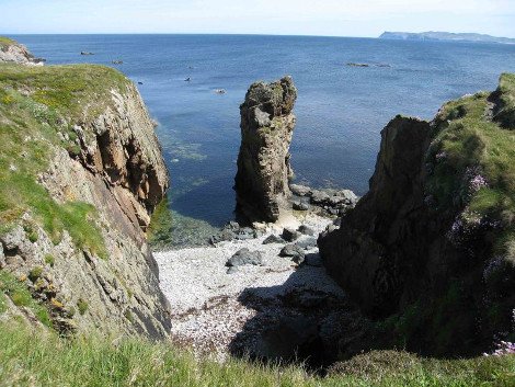 Το νησί που βγαίνει στο σφυρί και κοστίζει λιγότερο και από ένα διαμέρισμα στην Αθήνα [εικόνες] | iefimerida.gr 7