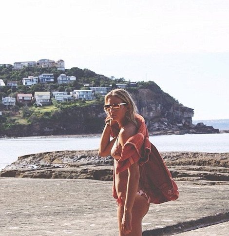 Ιντι Κλίντον: Η 17χρονη καλλονή που έχει τρελάνει το Instagram και βγάζει λεφτά από αυτό [εικόνες] | iefimerida.gr 12