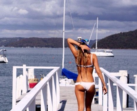 Ιντι Κλίντον: Η 17χρονη καλλονή που έχει τρελάνει το Instagram και βγάζει λεφτά από αυτό [εικόνες] | iefimerida.gr 3