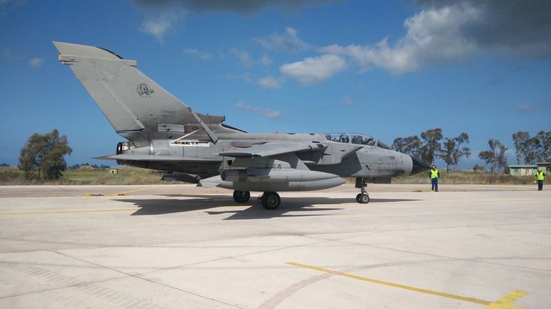 Ο «Ηνίοχος» μόλις ξεκίνησε -Επίδειξη δύναμης από ελληνικά και συμμαχικά μαχητικά [εικόνες & βίντεο] | iefimerida.gr 9