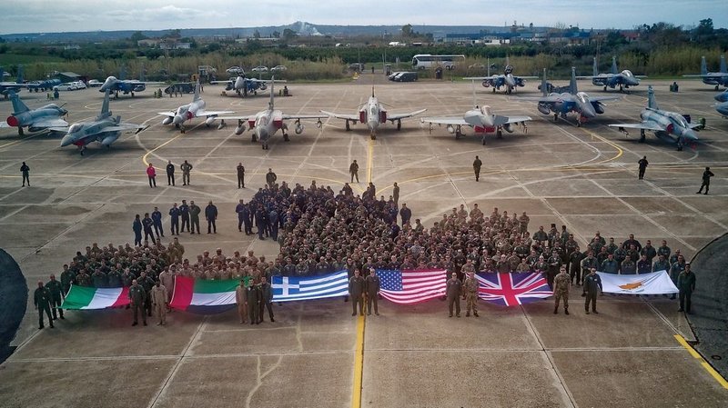 Ο «Ηνίοχος» μόλις ξεκίνησε -Επίδειξη δύναμης από ελληνικά και συμμαχικά μαχητικά [εικόνες & βίντεο] | iefimerida.gr 4