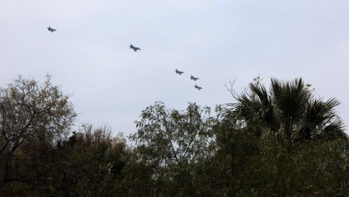 Μαχητικά αεροσκάφη πέταξαν στον αττικό ουρανό -Μοναδικά στιγμιότυπα [εικόνες] | iefimerida.gr 2