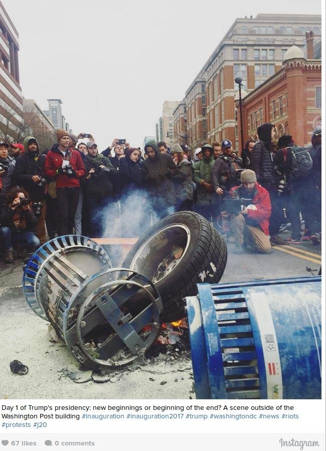 Χάος, βίαια επεισόδια, ένας γυμνός διαδηλωτής κι ογκώδεις πορείες στιγμάτισαν την ορκωμοσία Τραμπ [εικόνες & βίντεο]  | iefimerida.gr 7