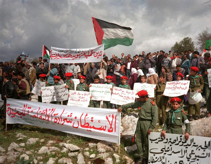 Ισραήλ: Τριάντα χρόνια πριν ξέσπασε η πρώτη ιντιφάντα- Η «εξέγερση των πετρών» [εικόνες] | iefimerida.gr 2