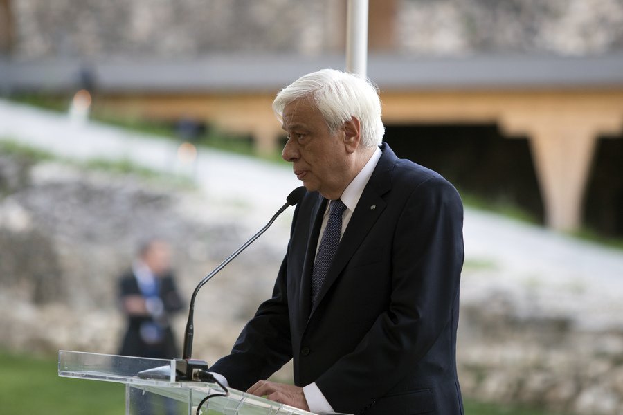 Ο Παυλόπουλος εγκαινίασε το Μουσείο Αργυροτεχνίας στα Ιωάννινα [εικόνες] | iefimerida.gr 0