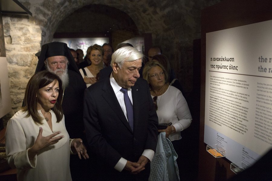 Ο Παυλόπουλος εγκαινίασε το Μουσείο Αργυροτεχνίας στα Ιωάννινα [εικόνες] | iefimerida.gr 1