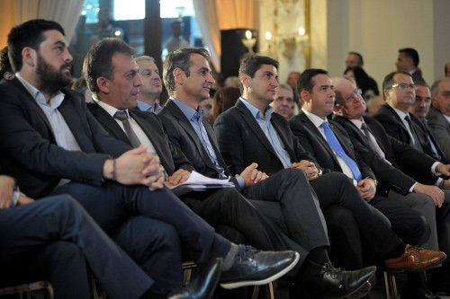 Μητσοτάκης στο Προσυνέδριο: Θα μειώσω τις ασφαλιστικές εισφορές -Ολα τα κοινωνικά μέτρα της ΝΔ | iefimerida.gr 3