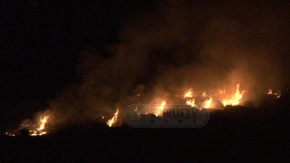 Γιάννενα: Ανεξέλεγκτη η πυρκαγιά κοντά στον οικισμό του Ασβεστοχωρίου- Πλησίασε σπίτια [εικόνες&βίντεο] | iefimerida.gr 0