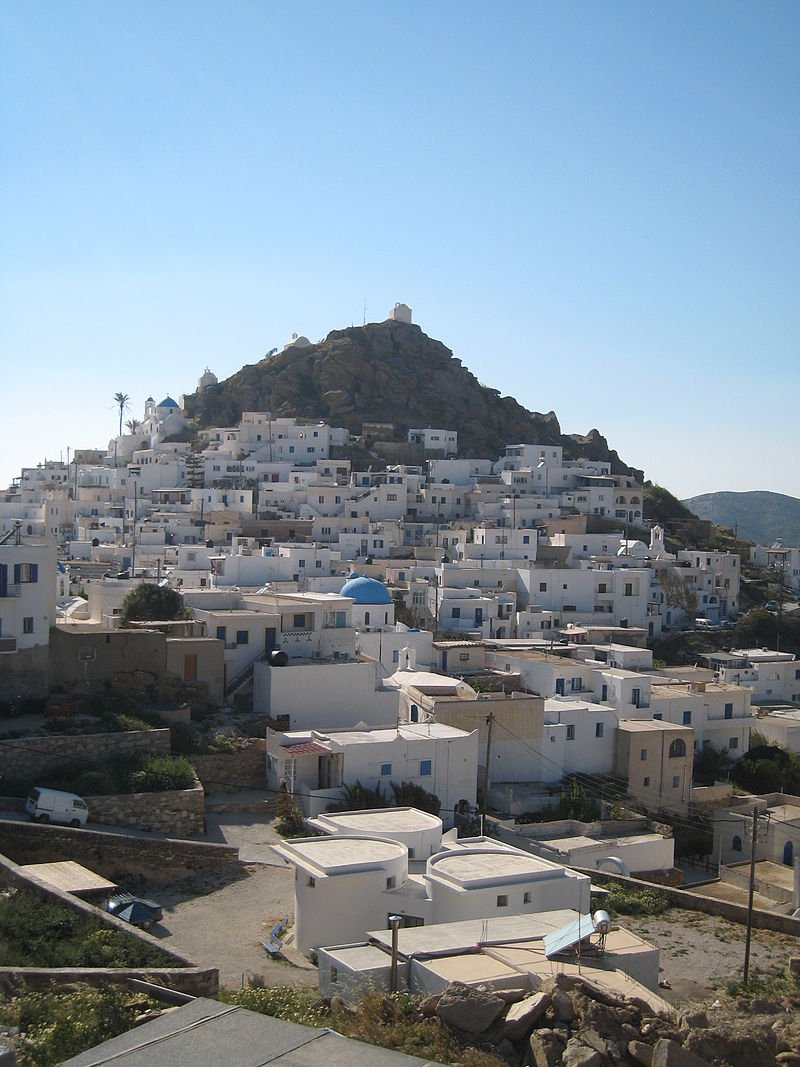 Η ιταλική Vogue υμνεί την Ιο -Κομψή, χαλαρωτική, με «ζωντανή» νύχτα [εικόνες]  | iefimerida.gr 2