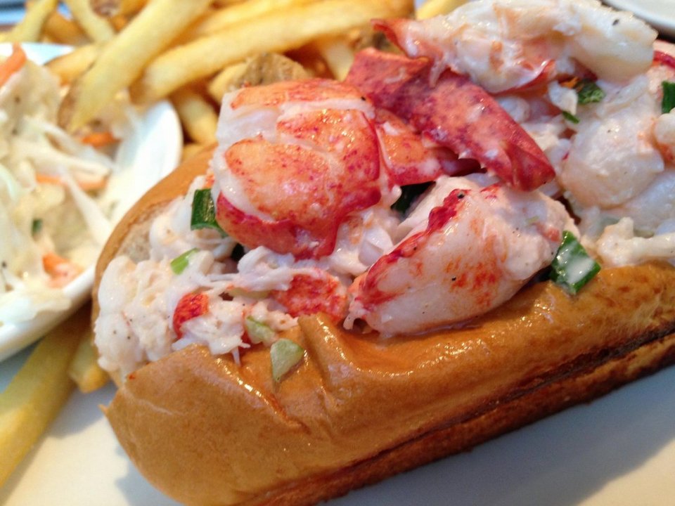 Σούσι, κότσι και ψητές μπανάνες – 10 αεροδρόμια όπου μπορείς να φας τις καλύτερες γκουρμεδιές [εικόνες]    | iefimerida.gr 0