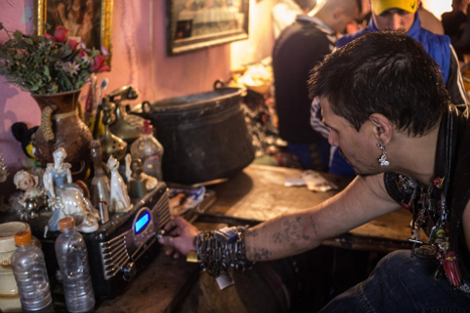 Οι άθλιοι της Ευρώπης: Αρρωστοι και άποροι έχουν κάνει σπίτι τους το δίκτυο των υπονόμων -Μια πόλη κάτω από τους δρόμους [εικόνες] | iefimerida.gr 7