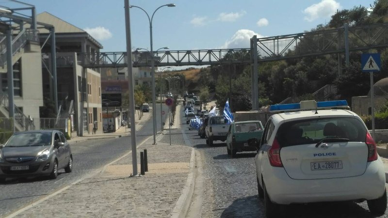 Αμετανόητοι οι οπαδοί Σώρρα: Εκαναν αυτοκινητοπομπή στο Ηράκλειο [εικόνες] | iefimerida.gr 0