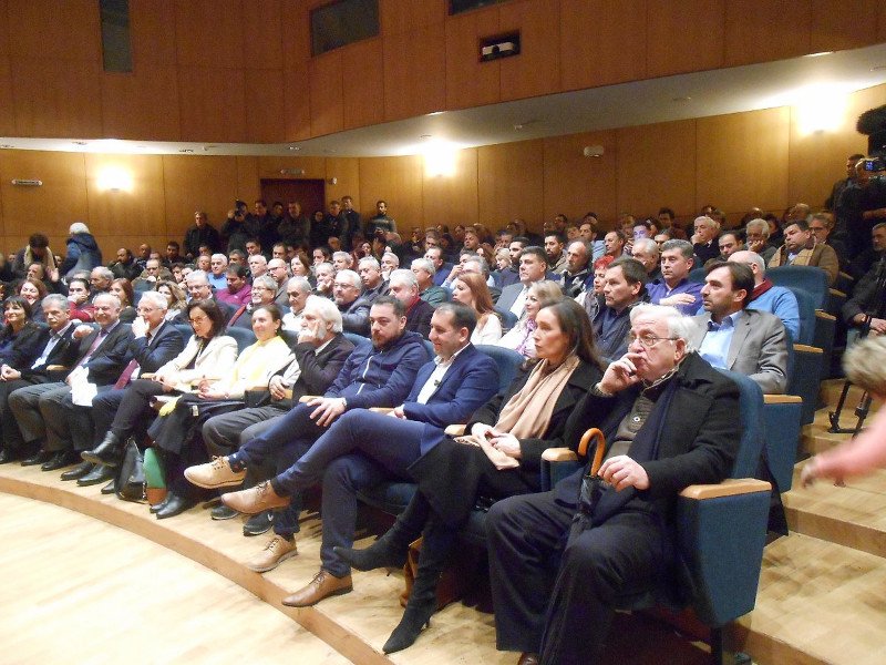 Διαμαντοπούλου, Φλωρίδης, Ραγκούσης στο Ηράκλειο -Πλήθος κόσμου στην εκδήλωση της «Ωρας Αποφάσεων» [εικόνες] | iefimerida.gr 3