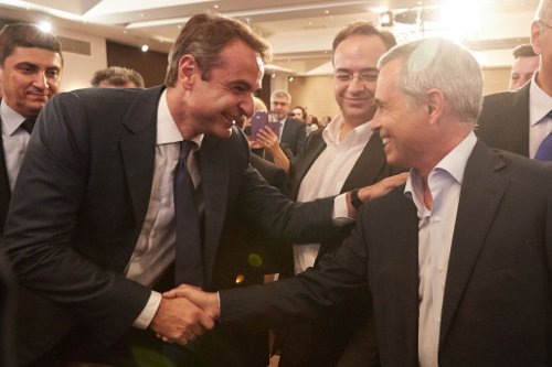 Μητσοτάκης: Αν θέλουν, να χτυπήσουν εμένα, όχι τη γυναίκα μου [βίντεο] | iefimerida.gr 2