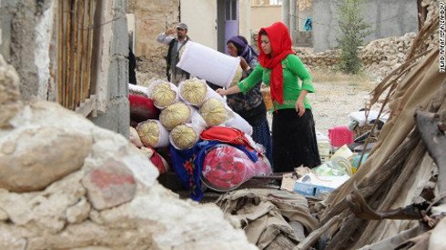 Σκηνές Aποκάλυψης στο Ιράν – Φόβοι για εκατοντάδες νεκρούς από το φονικό σεισμό [εικόνες] | iefimerida.gr 4