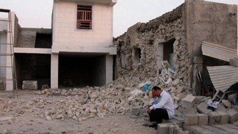 Σκηνές Aποκάλυψης στο Ιράν – Φόβοι για εκατοντάδες νεκρούς από το φονικό σεισμό [εικόνες] | iefimerida.gr 1