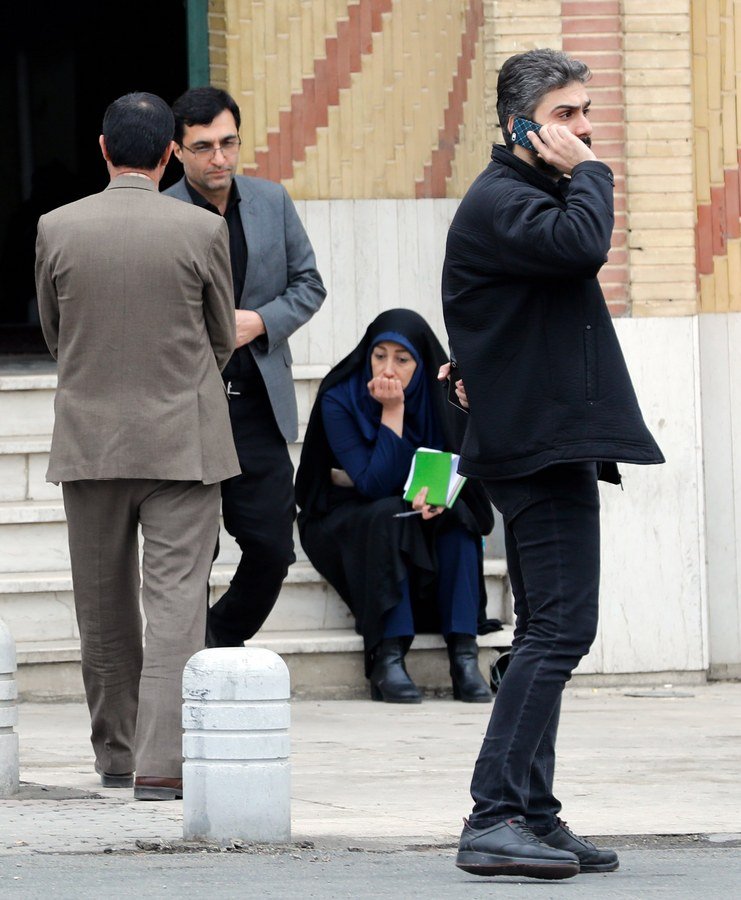 Ιράν: Θρίλερ με την τύχη των 66 που επέβαιναν στο αεροσκάφος που συνετρίβη [εικόνες] | iefimerida.gr 2