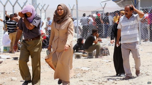 Ιράκ: 500.000 άνθρωποι εγκατέλειψαν τη Μοσούλη με τα πόδια [εικόνες] | iefimerida.gr 1