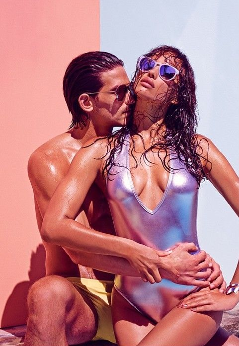 Η Ιρίνα Σάικ με μαγιό μέσα στο καταχείμωνο [εικόνες] | iefimerida.gr 2