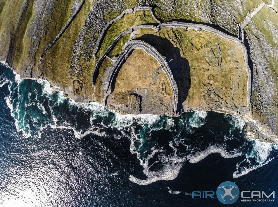 Η ομορφότερη γωνιά της Ευρώπης -Θυμίζει Καραϊβική αλλά εκεί κάνει πάντα κρύο [εικόνες & βίντεο] | iefimerida.gr 0