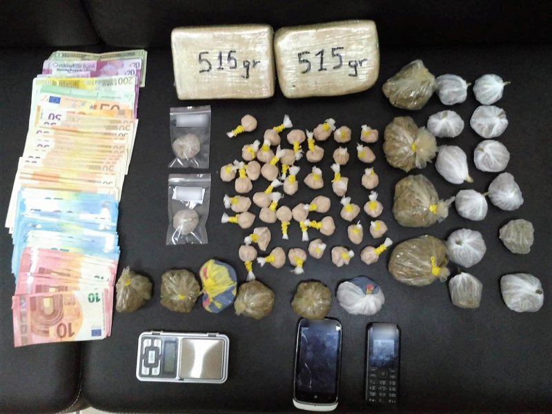 Ζάκυνθος: Συνελήφθη αλλοδαπός με μεγάλες ποσότητες ναρκωτικών [εικόνα] | iefimerida.gr 0