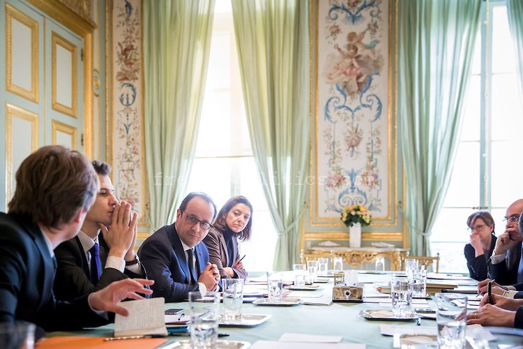 Ποιος είναι ο chef de cabinet του Φρανσουά Ολάντ -Δεν είναι τα ξαδέλφια και οι συγγενείς του [εικόνες] | iefimerida.gr 3