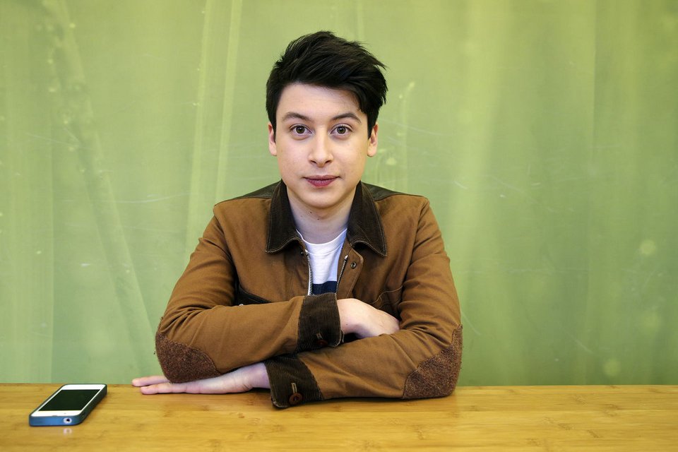 Bloomberg: To παιδομάζωμα της Silicon Valley -Δίνουν μισθούς 8.000 δολαρίων σε 15χρονους [εικόνες] | iefimerida.gr 1