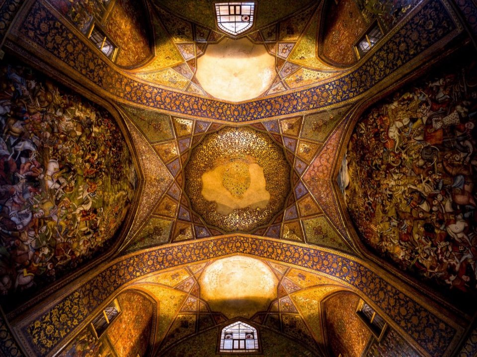 Χρωματιστά και καθηλωτικά - Καρέ από το εσωτερικό μουσουλμανικών, παλατιών και λουτρών του Ιράν [εικόνες] | iefimerida.gr 5