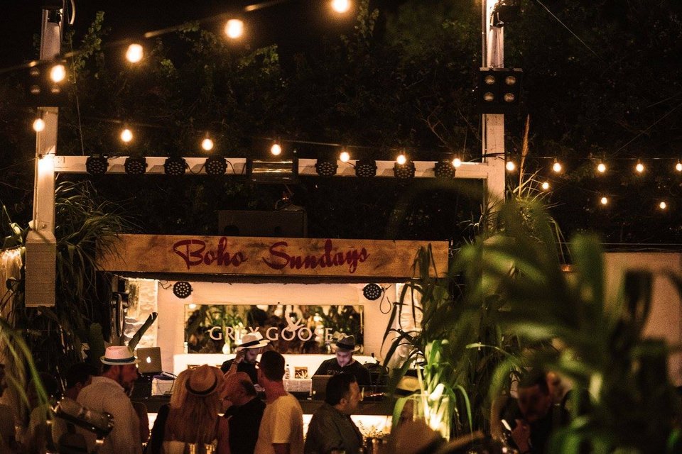 Ερχονται οι Boho Κυριακές του Island για να φτιάξουν το καλοκαίρι μας [εικόνες] | iefimerida.gr 2