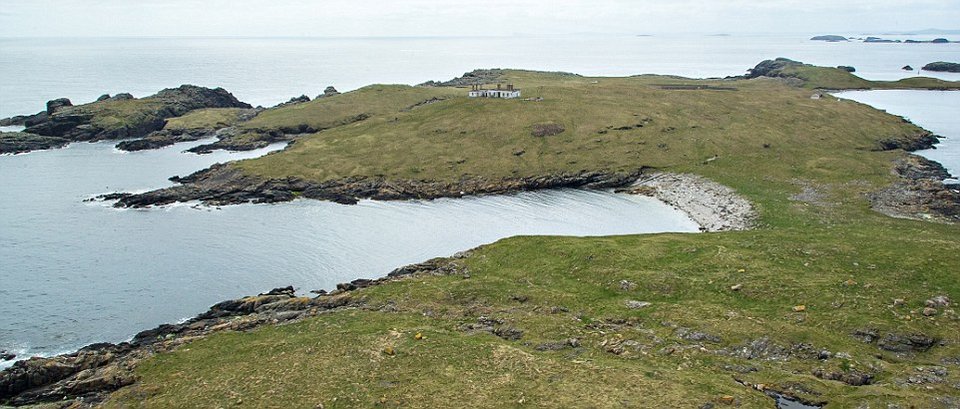 Το νησί που πωλείται λιγότερο και από... διαμέρισμα: 108.000 ευρώ [εικόνες] | iefimerida.gr 4