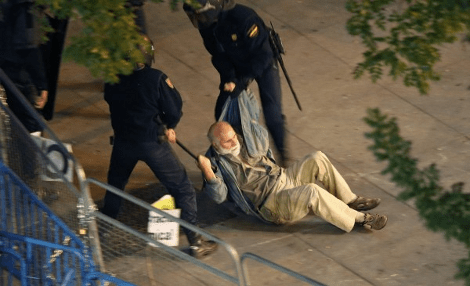 Επεισόδια, άγριο ξύλο και πλαστικές σφαίρες σε διαδήλωση στη Μαδρίτη [βίντεο&εικόνες] | iefimerida.gr 4