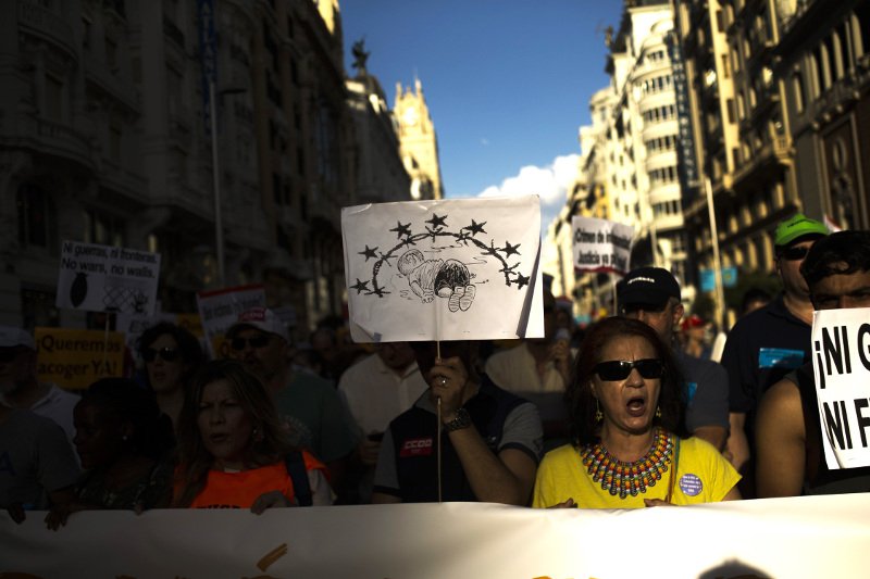 Ισπανία: Χιλιάδες διαδήλωσαν υπέρ των προσφύγων -Ζητούν να γίνουν δεκτοί στη χώρα [εικόνες] | iefimerida.gr 3