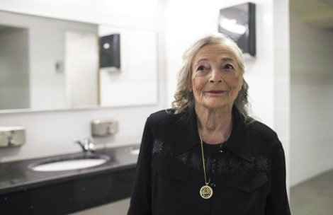 Οι Ισραηλινοί εξέλεξαν σε καλλιστεία την ομορφότερη επιζήσασα του Ολοκαυτώματος [εικόνες] | iefimerida.gr 2