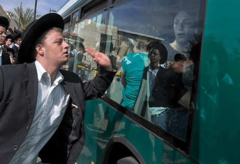 Ιστορική προσευχή γυναικών στο Τείχος των Δακρύων με επεισόδια και συλλήψεις [εικόνες] | iefimerida.gr 7