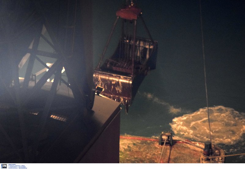 Νυχτερινά στιγμιότυπα σαν καρτ ποστάλ από τη Διώρυγα της Κορίνθου [εικόνες] | iefimerida.gr 5