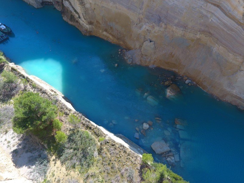 Λουκέτο για 15 ημέρες στη διώρυγα της Κορίνθου -Τι κατέγραψε drone του ΕΚΠΑ [εικόνες & βίντεο] | iefimerida.gr 1