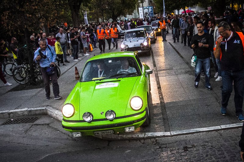 Λάρισα: Καρό σημαία για το Ιστορικό Ράλι Ελλάδας [εικόνες] | iefimerida.gr 1