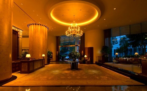 Οκτώ ξενοδοχεία που έγραψαν Ιστορία -Ποιο πρωτοεισήγαγε τον κλιματισμό, το μίνι μπαρ, το μπάνιο μέσα στο δωμάτιο [εικόνες] | iefimerida.gr 4