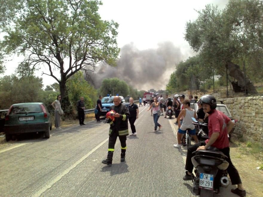 Φονική έκρηξη σε εργοστάσιο πυροτεχνημάτων στο Μπάρι – Επτά νεκροί [εικόνες]  | iefimerida.gr 0