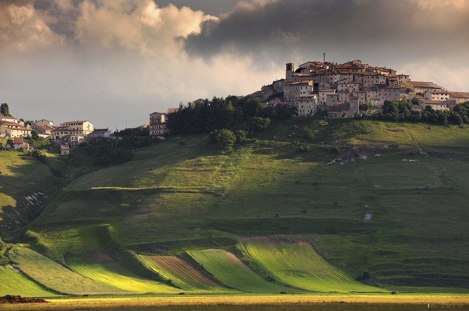 Νόρτσα, το χωριό της Ιταλίας που αντιστάθηκε στον φονικό σεισμό [εικόνες] | iefimerida.gr 4
