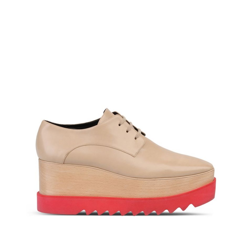 Βrogues με τρακτερωτή σόλα: Τα χοντροπάπουτσα που είναι φέτος μόδα [εικόνες] | iefimerida.gr 20