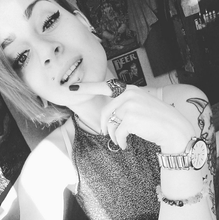 «Αντίο άγγελέ μου» -Συγκίνηση των φίλων της 22χρονης ομογενούς που δολοφονήθηκε στο Λονδίνο [εικόνες] | iefimerida.gr 1